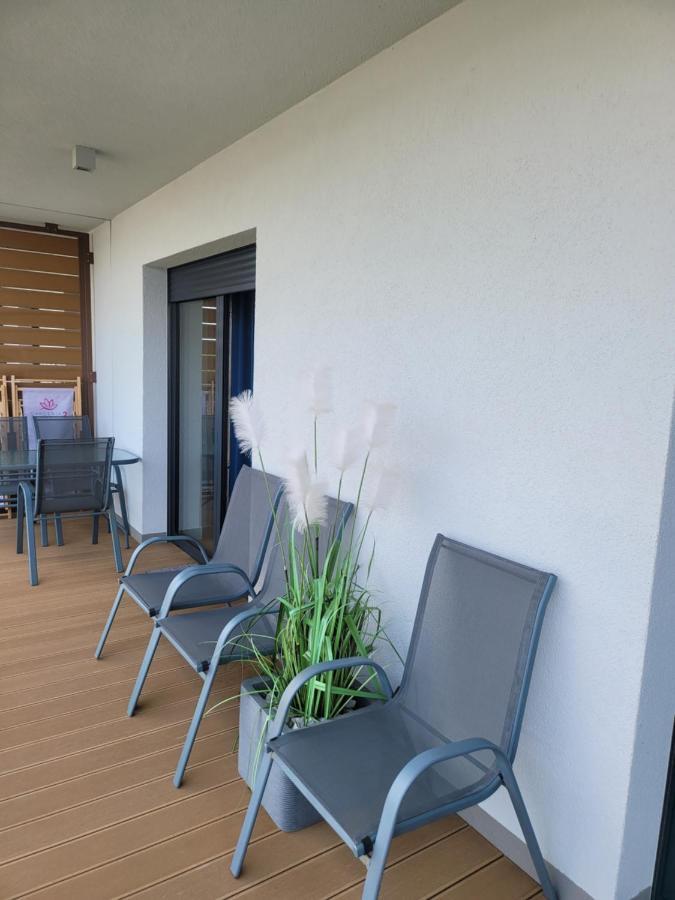 Apartament Szafirowy Gardenia Dziwnow Z Widokiem Na Morze Kültér fotó